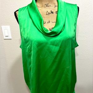 Ann Taylor beautiful green sleeveless blouse
